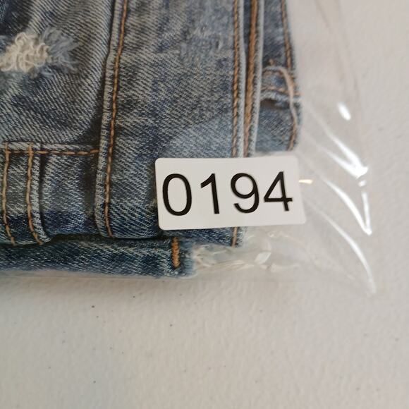 Eunina Denim Shorts Women Medium‎ High Rise Mid-Thigh Distressed Ripped 90s Boho - Picture 13 of 14